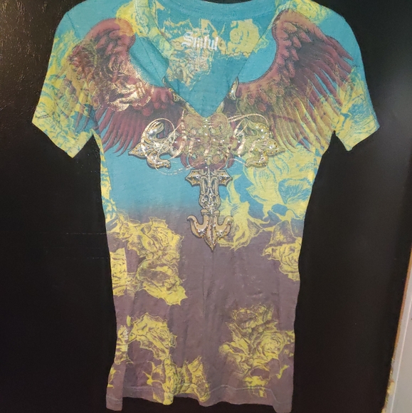 Women's medium Sinful t-shirt - Picture 3 of 12